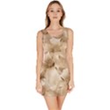 Elegant Floral Pattern in Light Beige Tones Bodycon Dress View1
