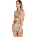 Elegant Floral Pattern in Light Beige Tones Bodycon Dress View2