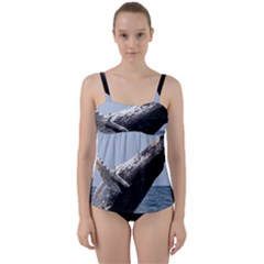 Humpback 2 Twist Front Tankini Set