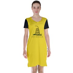 Gadsden Flag Don t Tread On Me Short Sleeve Nightdress