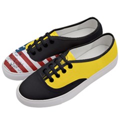 Gadsden Flag Don t Tread On Me Women s Classic Low Top Sneakers