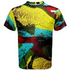 Yellow Dolphins   Blue Lagoon 3 Men s Cotton Tee