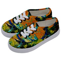 Lunar Eclipse Kids  Classic Low Top Sneakers