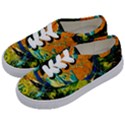 Lunar Eclipse Kids  Classic Low Top Sneakers View2