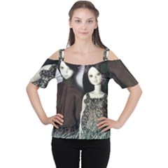 Dolls In The Grass Cutout Shoulder Tee