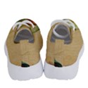 Old 1064510 1920 Running Shoes View4