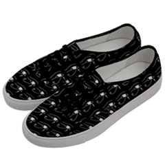 Witchcraft Symbols  Men s Classic Low Top Sneakers