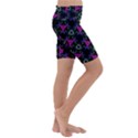 Background Wallpaper Pattern Kids  Lightweight Velour Cropped Yoga Leggings View3
