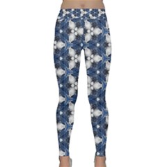 Background Wallpaper Pattern Classic Yoga Leggings