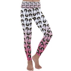 Retro Girl Daisy Chain Pattern Kids  Lightweight Velour Classic Yoga Leggings
