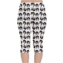 Retro Girl Daisy Chain Pattern White Velvet Capri Leggings  View2