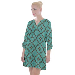 Tiles Open Neck Shift Dress