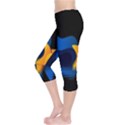 Digital Illusion Capri Leggings  View3