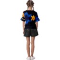 Digital Illusion Kids  V-Neck Horn Sleeve Blouse View2