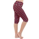 Kaleidoscope Seamless Pattern Lightweight Velour Cropped Yoga Leggings View3
