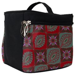 Batik-tradisional-02 Make Up Travel Bag (big)