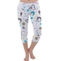 Unicorns-rainbows-seamless-pattern Capri Yoga Leggings View1