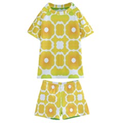 Yellow Seamless Pattern Kids  Swim Tee And Shorts Set