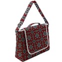 Img 2023 Box Up Messenger Bag View2