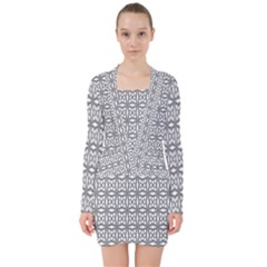 Celtic-knot 01 V-neck Bodycon Long Sleeve Dress