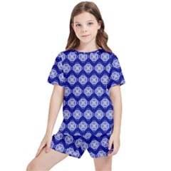 Abstract Knot Geometric Tile Pattern Kids  Tee And Sports Shorts Set