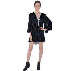 Rocket-012 V-neck Flare Sleeve Mini Dress