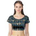 Background Non Seamless Pattern Short Sleeve Crop Top View1