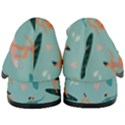 Beach-surfing-surfers-with-surfboards-surfer-rides-wave-summer-outdoors-surfboards-seamless-pattern- Women s Chunky Heel Loafers View4