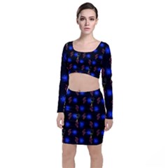 Background Pattern Graphic Top And Skirt Sets