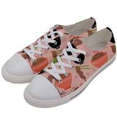 Doodle Yakisoba Seamless Pattern Background Cartoon Japanese Street Food Men s Low Top Canvas Sneakers