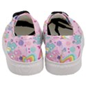 Bears Kawaii Pattern Women s Classic Low Top Sneakers View4