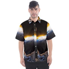 Door Breakthrough Door Sunburst Men s Short Sleeve Shirt