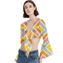 Line Pattern Cross Print Repeat Trumpet Sleeve Cropped Top View2