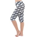 Diagonal Stripe Pattern Lightweight Velour Cropped Yoga Leggings View2