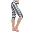 Diagonal Stripe Pattern Lightweight Velour Cropped Yoga Leggings View3
