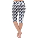 Diagonal Stripe Pattern Lightweight Velour Cropped Yoga Leggings View4