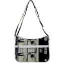 Doctor Who Tardis Zip Up Shoulder Bag View3