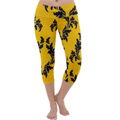 Yellow Regal Filagree Pattern Capri Yoga Leggings