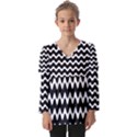 Wave Pattern Wavy Halftone Kids  V Neck Casual Top View1