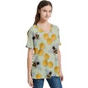 Bees Pattern Honey Bee Bug Honeycomb Honey Beehive V-Neck Split Shoulder Casual T-Shirt View3