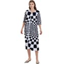 Geomtric Pattern Illusion Shapes Women s Cotton 3/4 Sleeve Nightgown View1