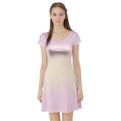 Pink Lace To Cream Yellow Bilinear Gradient Short Sleeve Skater Dress