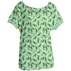 Leaves Pattern Texture Seamless Women s Oversized T-shirt
