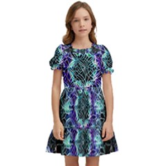 Round Wreath Kids  Puff Sleeved Dress