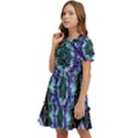 Round Wreath Kids  Puff Sleeved Dress View3