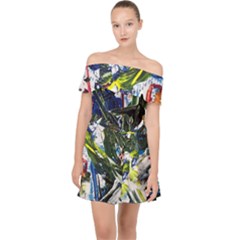 Snow In A City-1-1 Off Shoulder Chiffon Dress