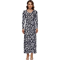 Gothic Leaf Pattern 5 Long Sleeve Longline Maxi Dress