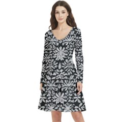 Gothic Leaf Pattern 3 Long Sleeve V-neck Skater Dress With Pockets