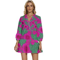 Mid Century Retro Floral 1970s 1960s Pattern 97 V-neck Placket Mini Dress