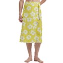 White Hibiscus flowers with Dhari (Yellow) on Traditional Men s Hawaiian Lavalava View3